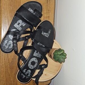 SOREL Women's Ella Criss Cross Size 9.5